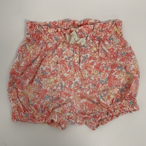 Baby Gap set of 2 Girls Shorts Sz 6 to 12 M - Picture 3 of 10